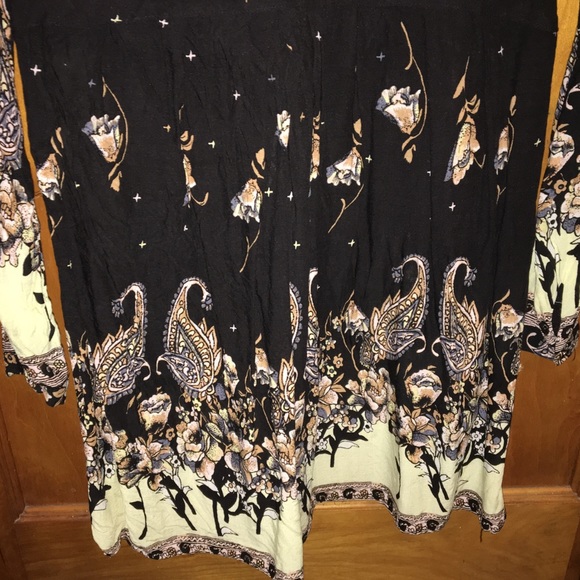 Flower dress - Picture 2 of 4